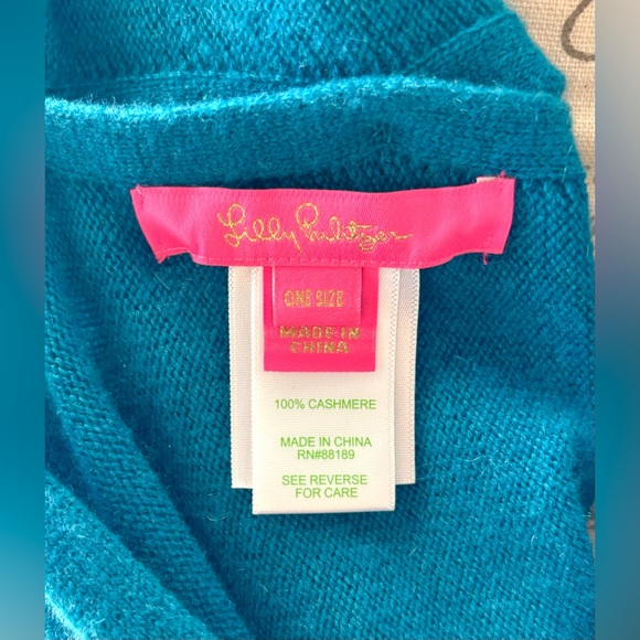 Lilly Pulitzer Harp Cashmere Wrap - Picture 6 of 7